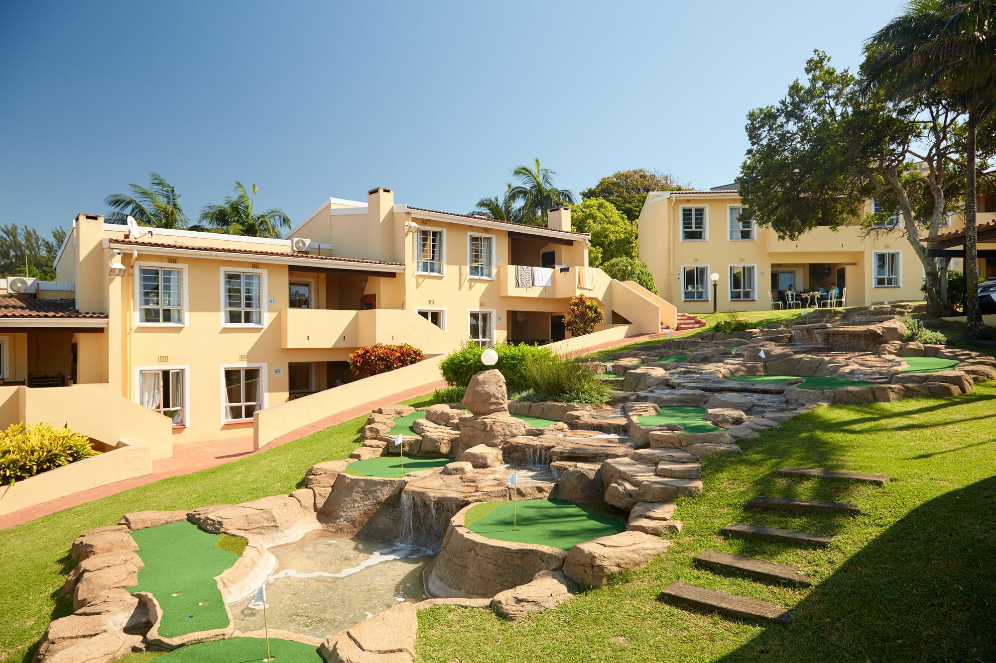 Chaka'S Rock Chalets Shaka's Rock Exterior photo